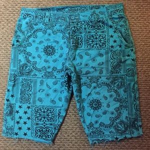 Men’s Bermuda shorts